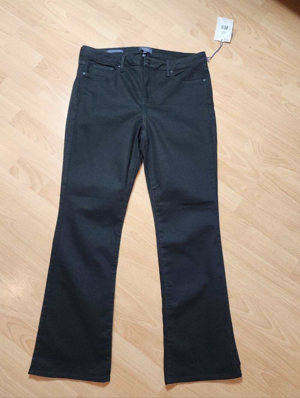 NWT NYDJ Barbara Bootcut Black Jeans Stretch Denim Size 12 30" Inseam